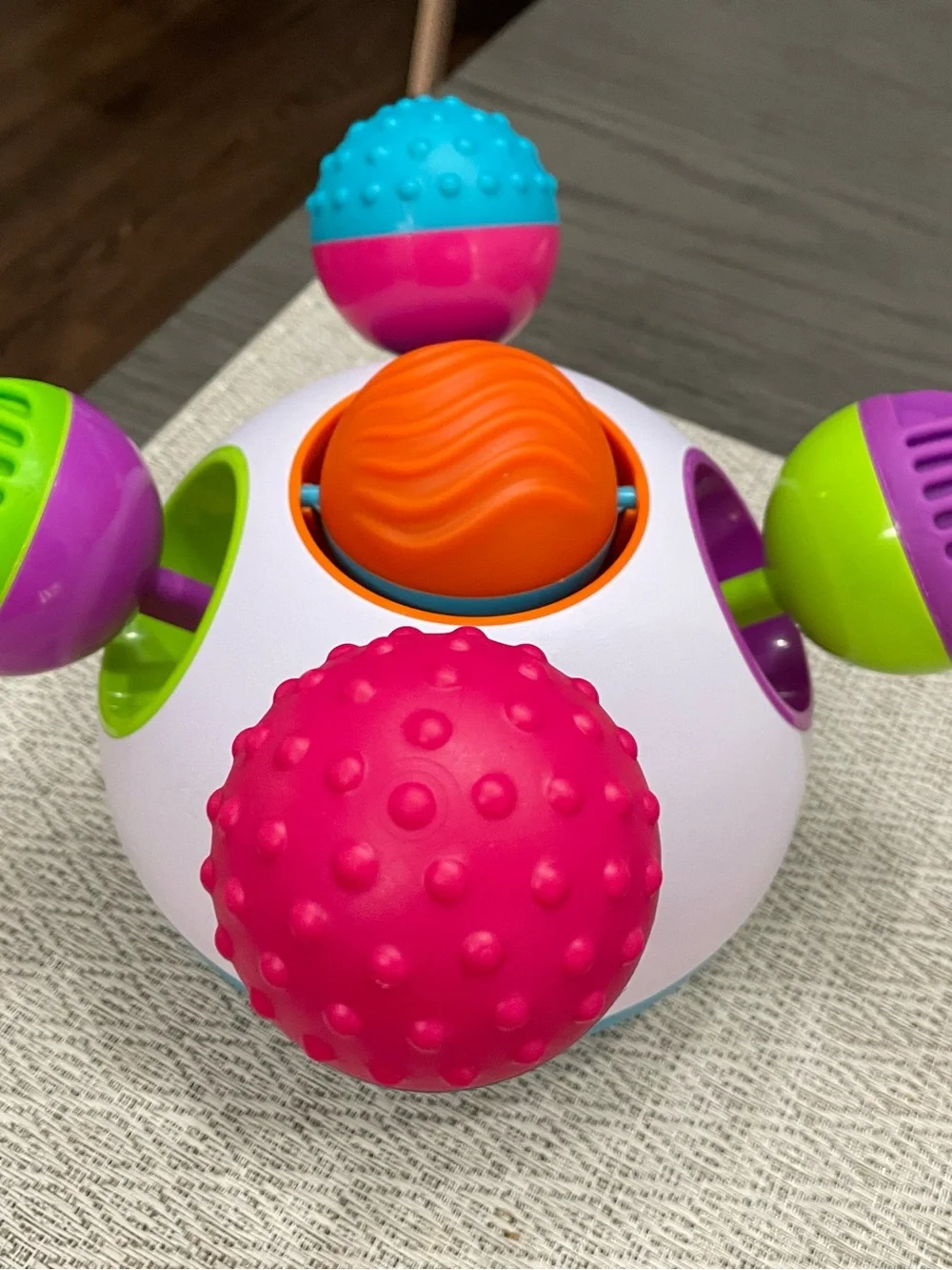Fat Brain Toys Klickity Sensory Baby Toy
